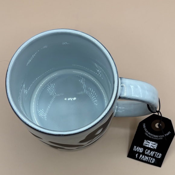 White and Black Floral  Ceramic Mug NEW - Picture 3 of 5